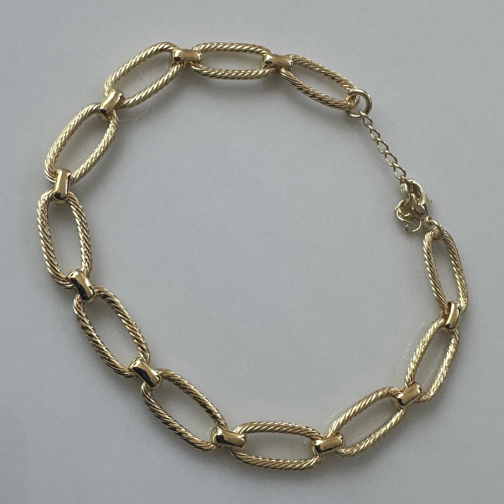Shuri Bracelet