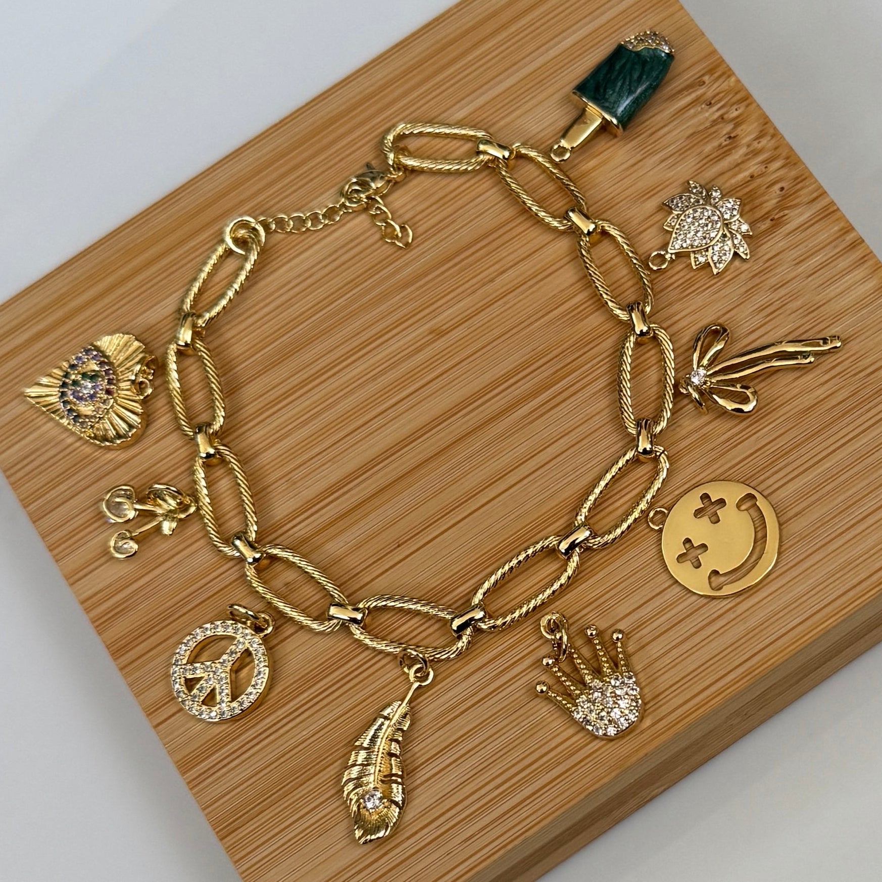 Shuri Bracelet