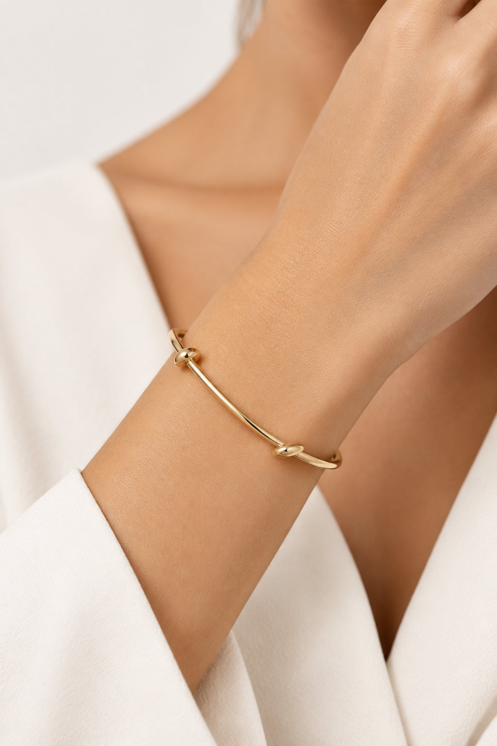 Sleek Bangle
